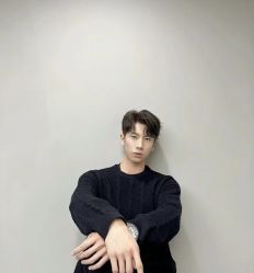 -逸丝风尚专注烫染