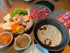 -呷哺呷哺(融创茂店)