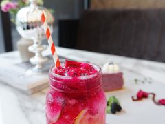 火龍果蘇打特飲-chenity  cafe