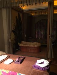 -蕾蕾美颜美容美体