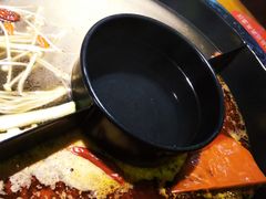 菌汤鸳鸯锅-九宫格老灶火锅