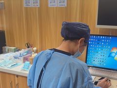 -上海仁爱医院口腔科 · 种植