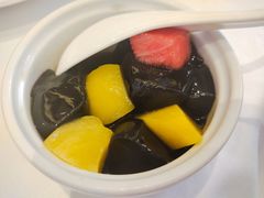 -万龙洲海鲜(大兴绿地缤纷城店)