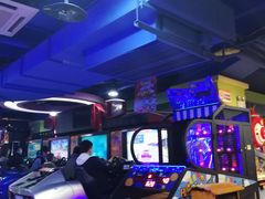 -爱玩嘉年华(江北一店)