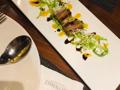 金枪鱼配牛油果沙拉-GreyWhale灰鲸餐厅(武汉国际广场店)