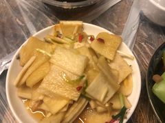 -王万妈卤猪脚(青岩交通路)