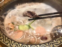 -小志家.鲜牦牛肉牛杂火锅野生菌汤锅