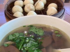 -佬钱湾仔(衣裳街店)