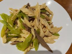 -伊喜饺子·烤鸭(五道口学院路店)