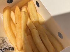 -必胜客(尹山湖歌林公园店)