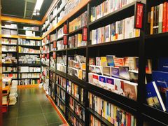 -西西弗书店&矢量咖啡(壹方购物中心店)
