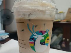 哇瑞草莓拿铁-瑞幸咖啡(稻兴环球科创中心店)