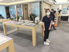 -Eziwish眼镜·蔡司授权店