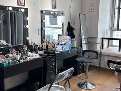 -红像馆连锁精致证件照职场照(中关村店)