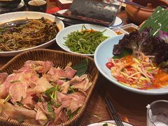 -老滇山寨•云南特色菜•地方菜•民族风情歌舞表演(金碧店)