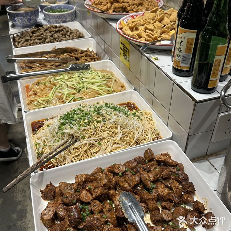 教你打开吃麻辣火锅的正确方式来咯