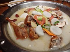 -佬土鹅肠火锅(解放路店)