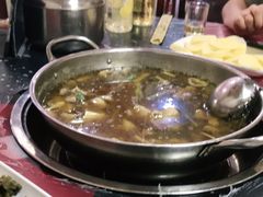 -韩妹鱼庄·泸定老字号(泸定店)