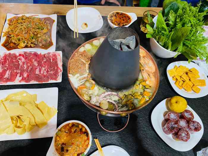 徐记铜火锅(上园店)-"老公最近特别想吃铜火锅,为了探寻正宗的小.