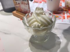 -黄记煌三汁焖锅(新佳丽江汉路店)