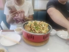 -一口猪海鲜浑锅·东北家常菜