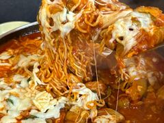 -亲昵春川鸡排(韩国美食街店)