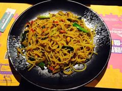 老表记爆炒螺蛳粉-老表记广西宵夜螺蛳鸭脚煲(西大店)