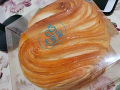 -大苹果面包生日蛋糕(明珠店)