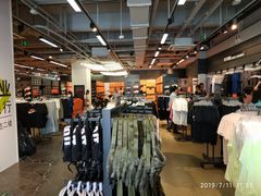店内环境-NIKE上海青浦优选体验店