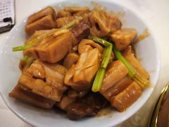大碗莲藕焖卤肉-海晖酒楼·顺德鱼生(荣华店)