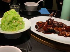 老头儿卤鸭（半只）-老头儿油爆虾·1987杭州烟火味(湖滨银泰in77D区店)