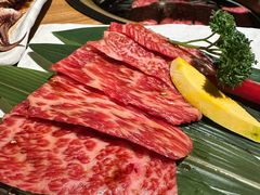 -炼火烤肉店
