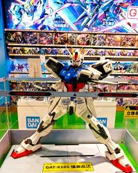 -Hamleys 玩具王国(杭州店)