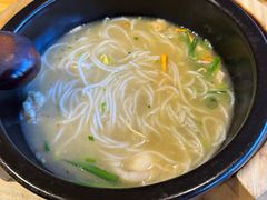 -勺子米线·云南传统小吃市集(四方街店)