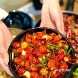 百年别墅吃小龙虾虾，超简单拍出高级感