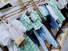 -URBAN REVIVO(济南世茂广场店)