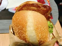 -麦当劳(展览路店)