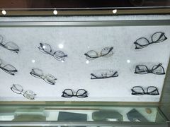 -无界眼镜MaxLess(滨江星光大道店)