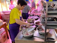 -周良天山牛杂城(天山路总店)