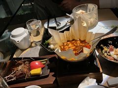 -穹六人间 people 6(岳阳路店)