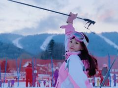 -亚布力新体委滑雪场