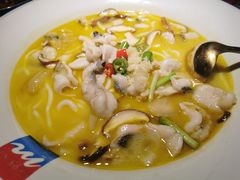 -蜜桃餐厅·伴山(湖滨商业街店)