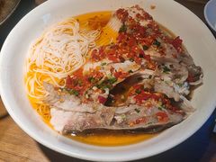 剁椒鱼头(加米粉)-费大厨辣椒炒肉(吉联MALL店)