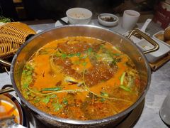 -野山舂·贵州现舂酸汤牛肉(民生路店)