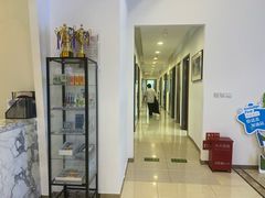 -瑞尔齿科(颐堤港诊所)