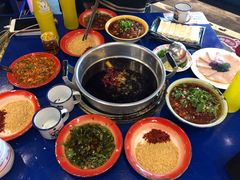 -马路边边串串香(双井直营店)