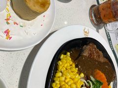 -汤姆家的牛排意面披萨(融创茂店)