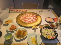 -猪啊牛呀羊啊铜盘烤肉(正大广场店)