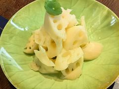 -湖畔鲁菜·二十年老字号餐厅(大明湖店)