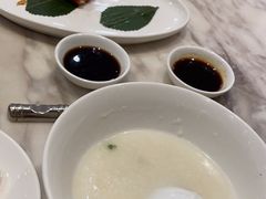 -香港百合居(LCM置汇旭辉广场店)